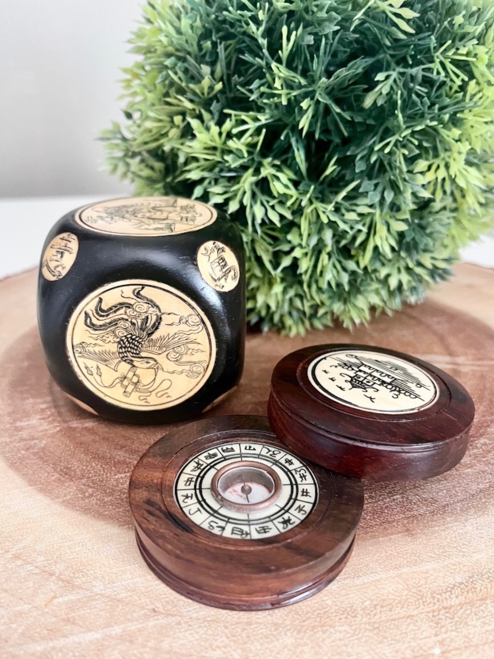 Vintage Asian Compass and Wooden Dice Feng Shui set